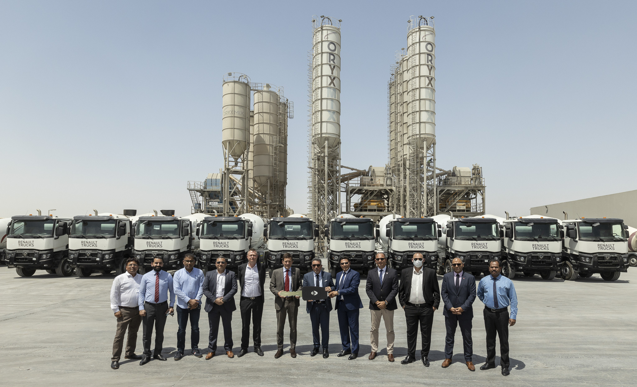 ORYX Mix Trusts Renault Trucks With 10 New K 440 Mixers Renault oryx-mix-trusts-renault-trucks-with-10-new-k-440-mixers-renault